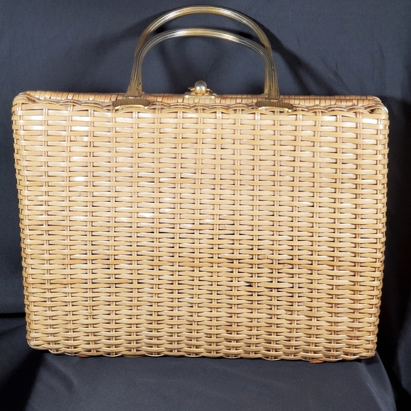 "Fabulous"  1960's Adoria Wicked Bag - Picture 2 of 7